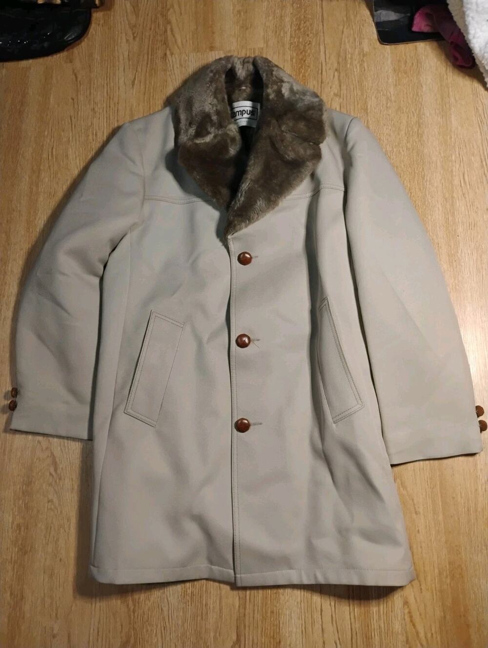 Vintage Campus Men's Khaki Faux Fur Coat Sz 40 MADE IN USA (PRE-OWNED)